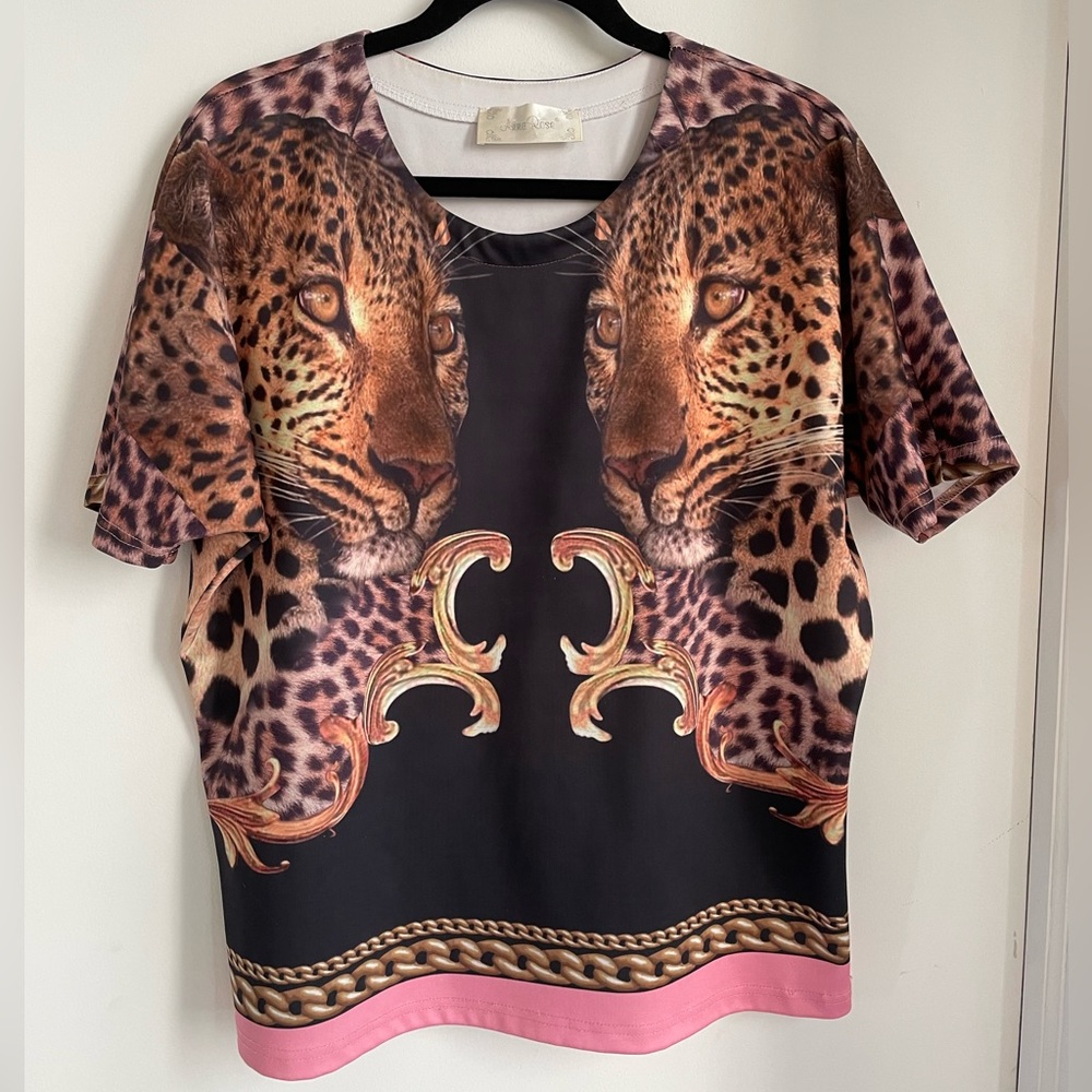 Cool Vintage 80’s Maximalist Style Top